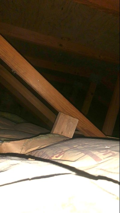 10 x 10 Attic in Miami, Florida near 7400 NW 22nd Ave, Miami, FL 33147, United States