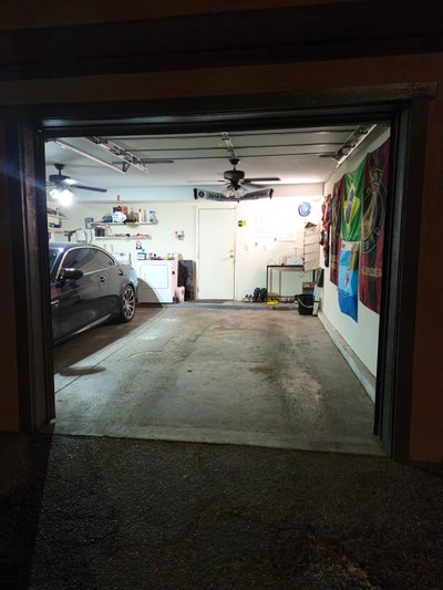 20 x 20 Garage in Las Vegas, Nevada near 213 Zia St, Las Vegas, NV 89145-5377, United States